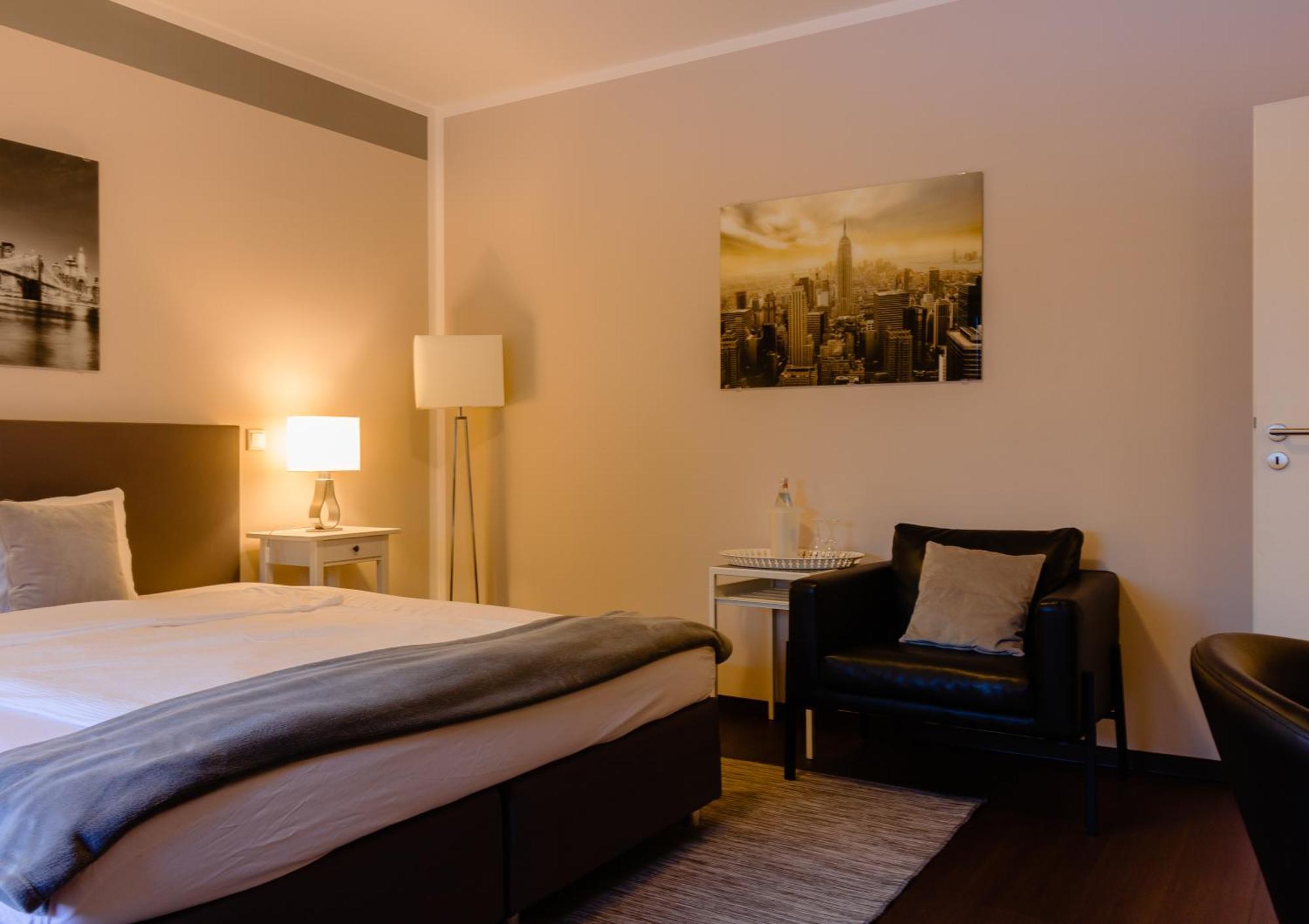 Hotel Zum Postwagen Gevelsberg Exteriör bild