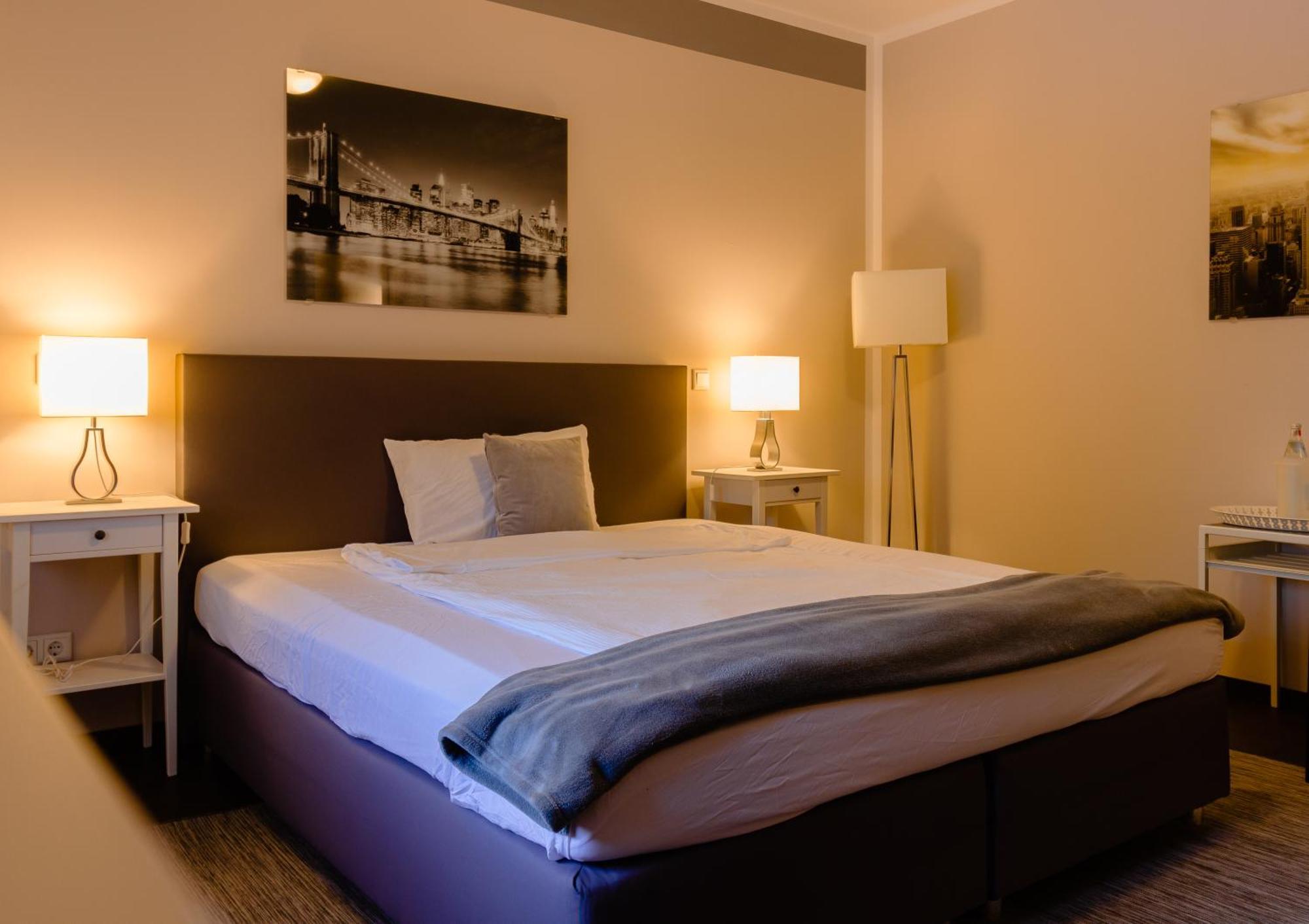 Hotel Zum Postwagen Gevelsberg Exteriör bild